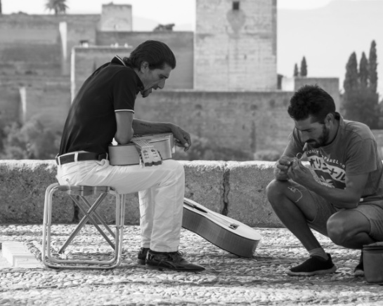 guitarristas en el mirador de San Nicolás Granada