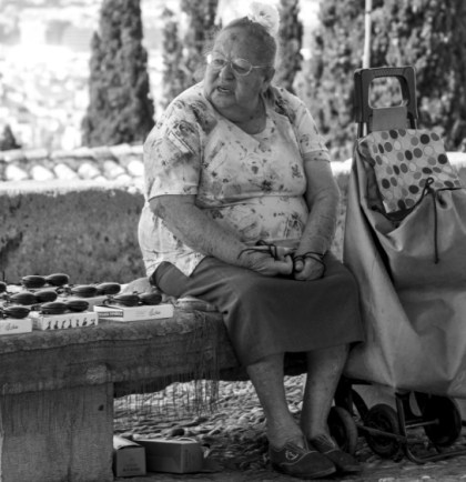 Clic , foto robada. Gitana en el barrio del Albaicín Granada