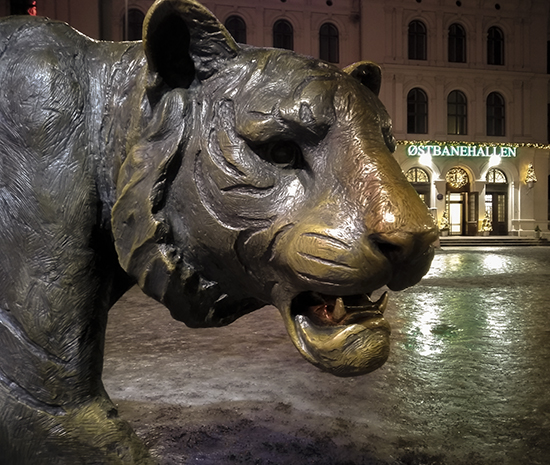 tigre escultura Oslo simbolo de la ciudad