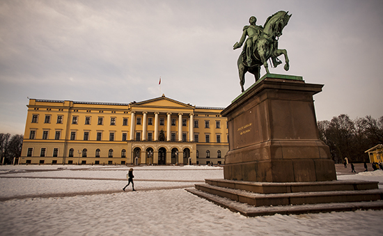 Palacio Real nevado en Oslo