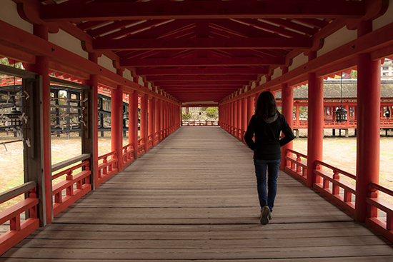 Pasillos santuario flotante Miyajima itsukushima Japan