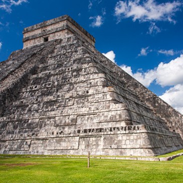Chichen itza de día Mexico Yucatan