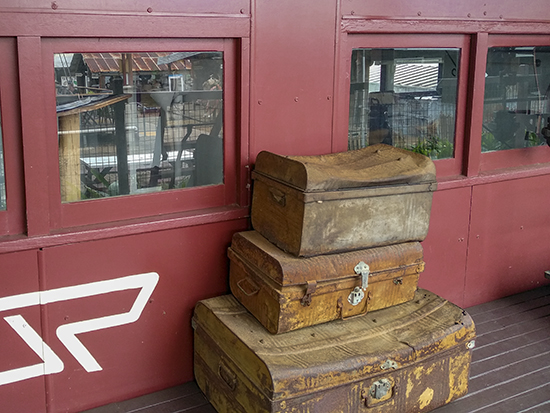 maletas antiguas (Mareeba)