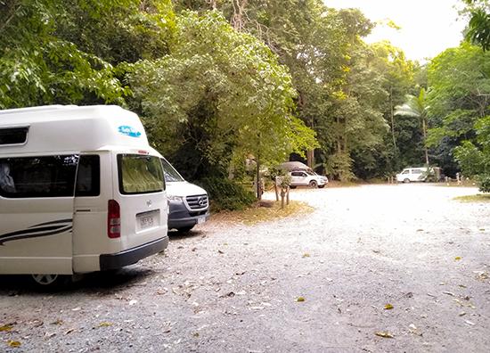 Safari lodge camping y bungalo en Cape Tribulation