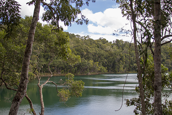 crater lake National Park Australia