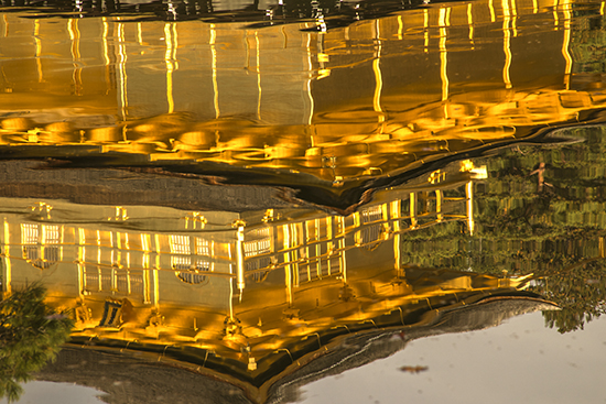 detalle reflejo templo dorado kioto