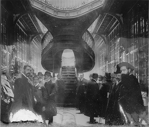 foto de foto antigua libreria lello