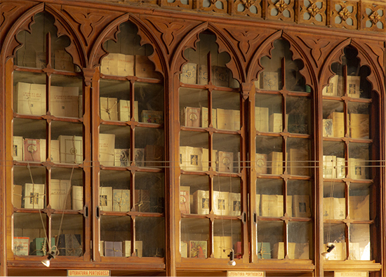 interior libreria Lello Oporto