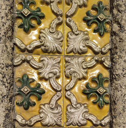 azulejos con relieve portugal