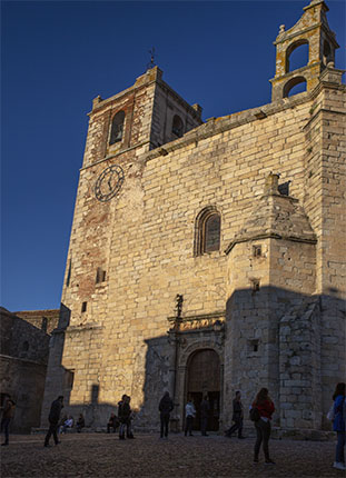 Palacio de los Cáceres Ovando