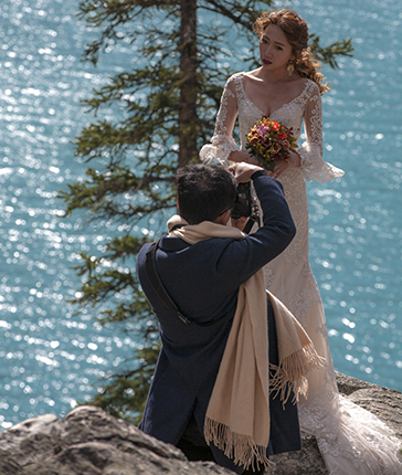 novia posando Rocosas Canadá 