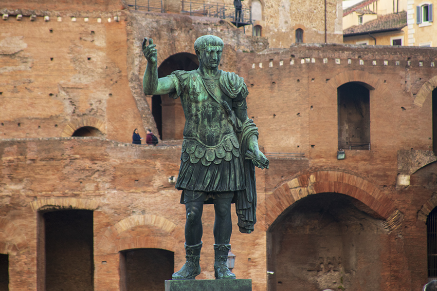 Escultura bronce Roma 

